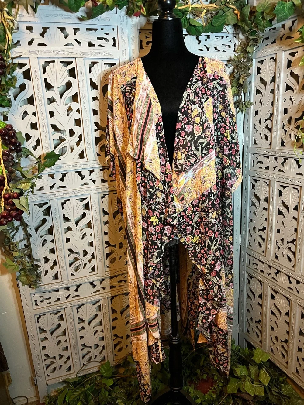 UMGEE FANTASTIC FLORAL MIXED PATTERN PATCHWORK OPEN-FRONT KIMONO DUSTER